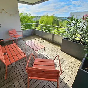 https://appartement-avec-belle-terrasse.midi-pyreneeshotels.com